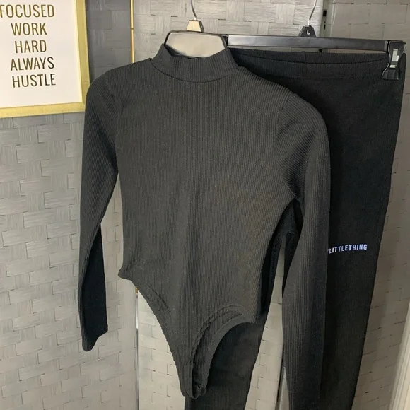 PrettyLittle Thing Co-Ord Set - Picture 4 of 4